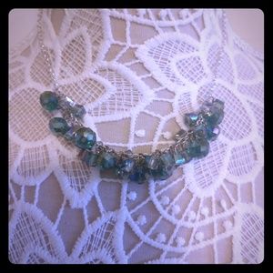 Silver tone Crystal looking necklace